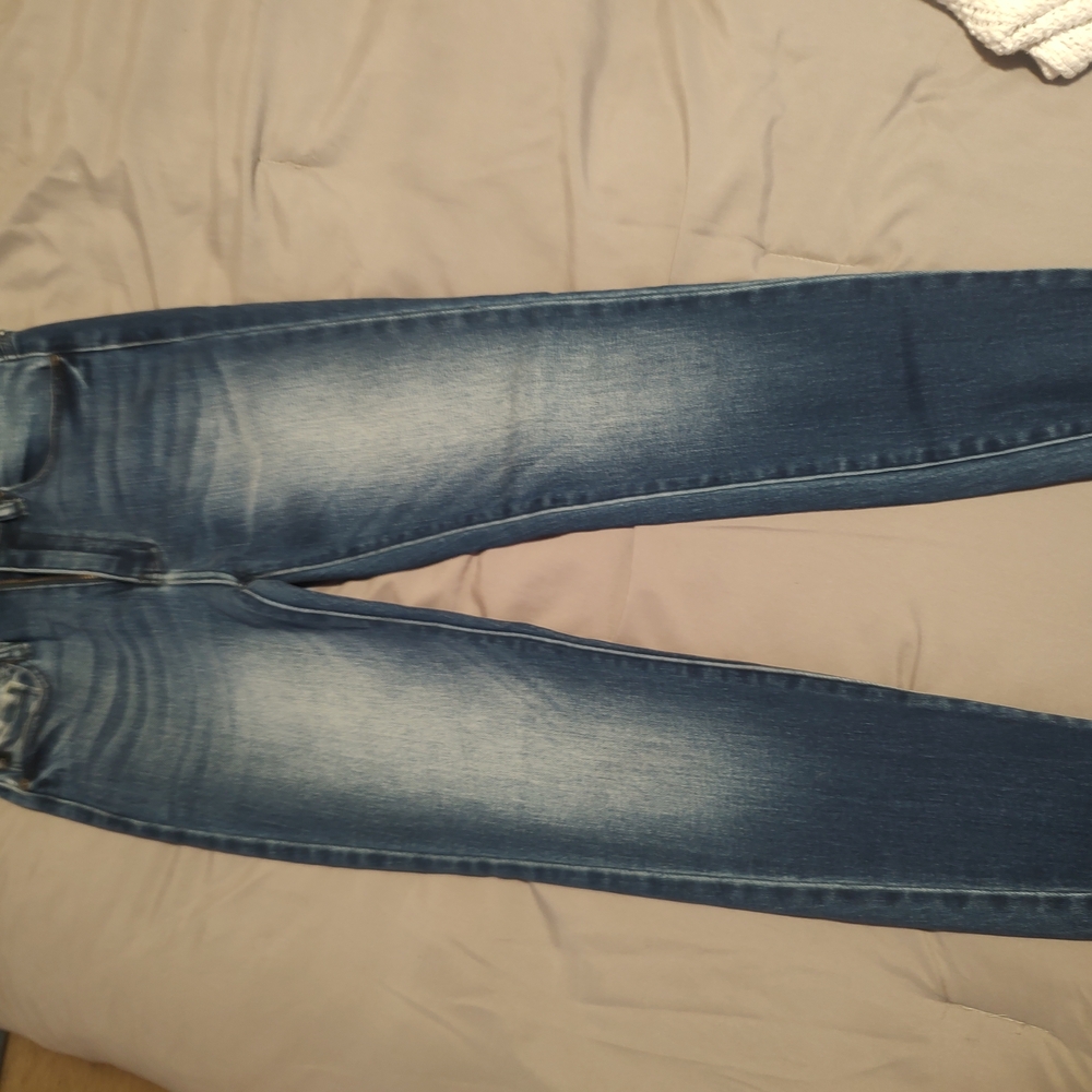 KanCan Women's Faded Blue Skinny Jeans